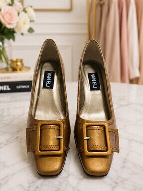 Van Eli Metallic Gold Square Buckle Pumps Heels - Vintage Size 6.5